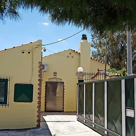 Silis Houses On The Beach Country house *